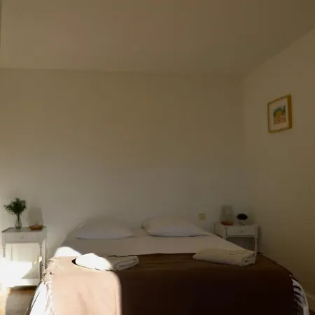Дом отдыха Traditional Normandy House At 3 Km From The