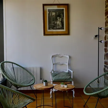 Traditional Normandy House At 3 Km From The Saint-Georges-de-la-Riviere
